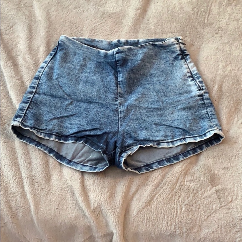 H&M zip up shorts💖